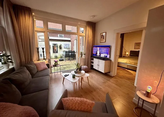 Vestingstadappartement With Garden * Грунло